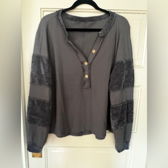 Oversized Henley - Picture 1 of 5